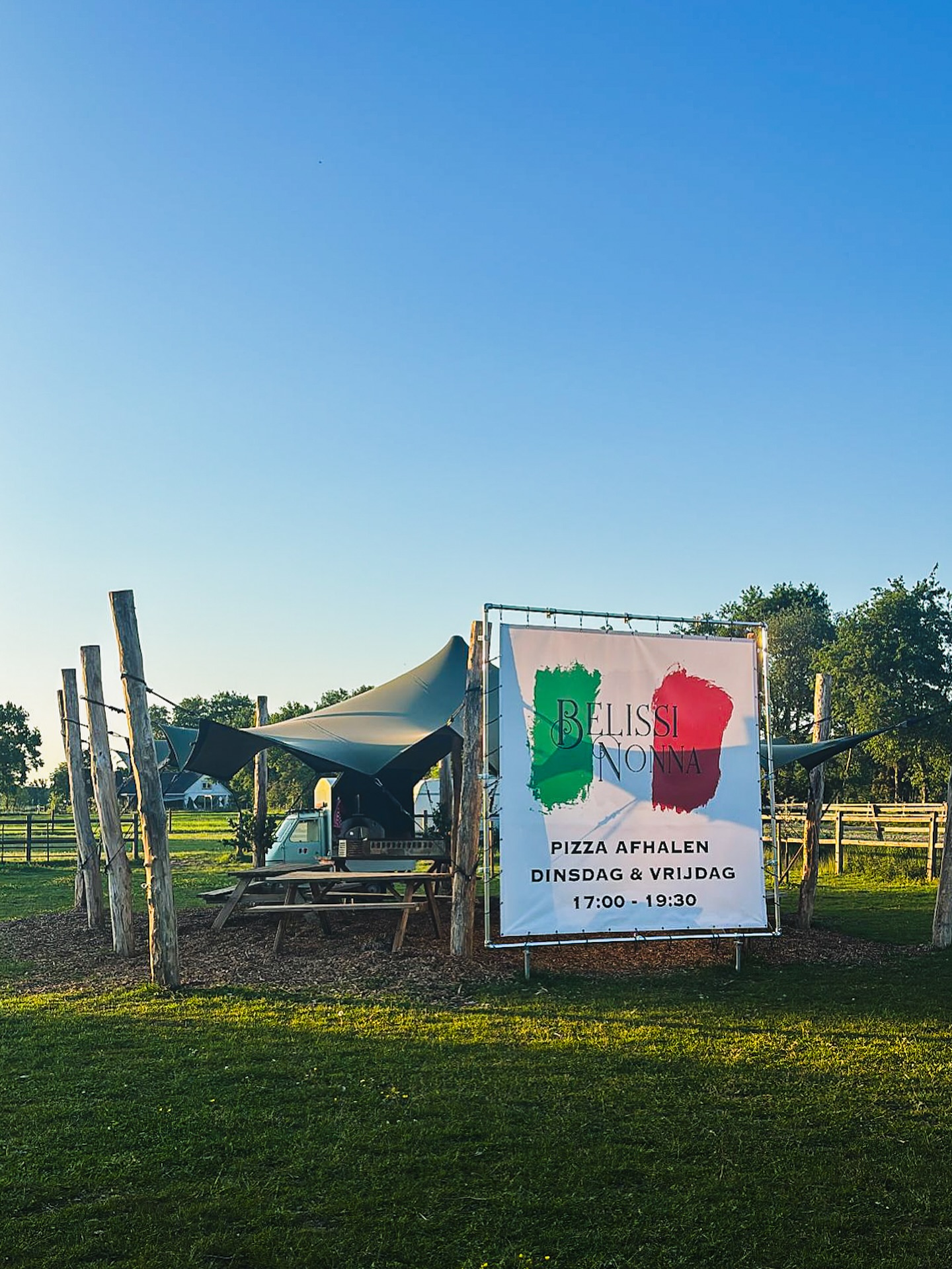 Belissinonna foodtruck in het veld
